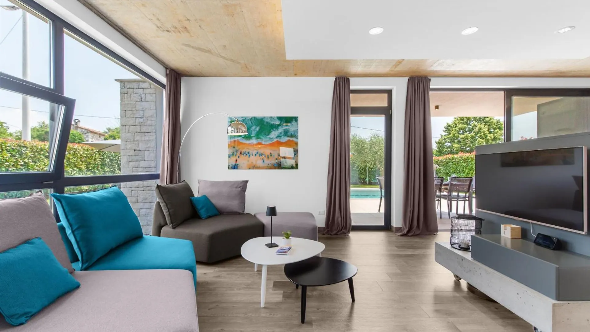 Ferienhaus In Dracevac Mit Grossem Pool
